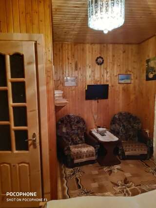 Лоджи БУРКУТ Яремче Двухместный номер Делюкс с 1 кроватью или 2 отдельными кроватями-1